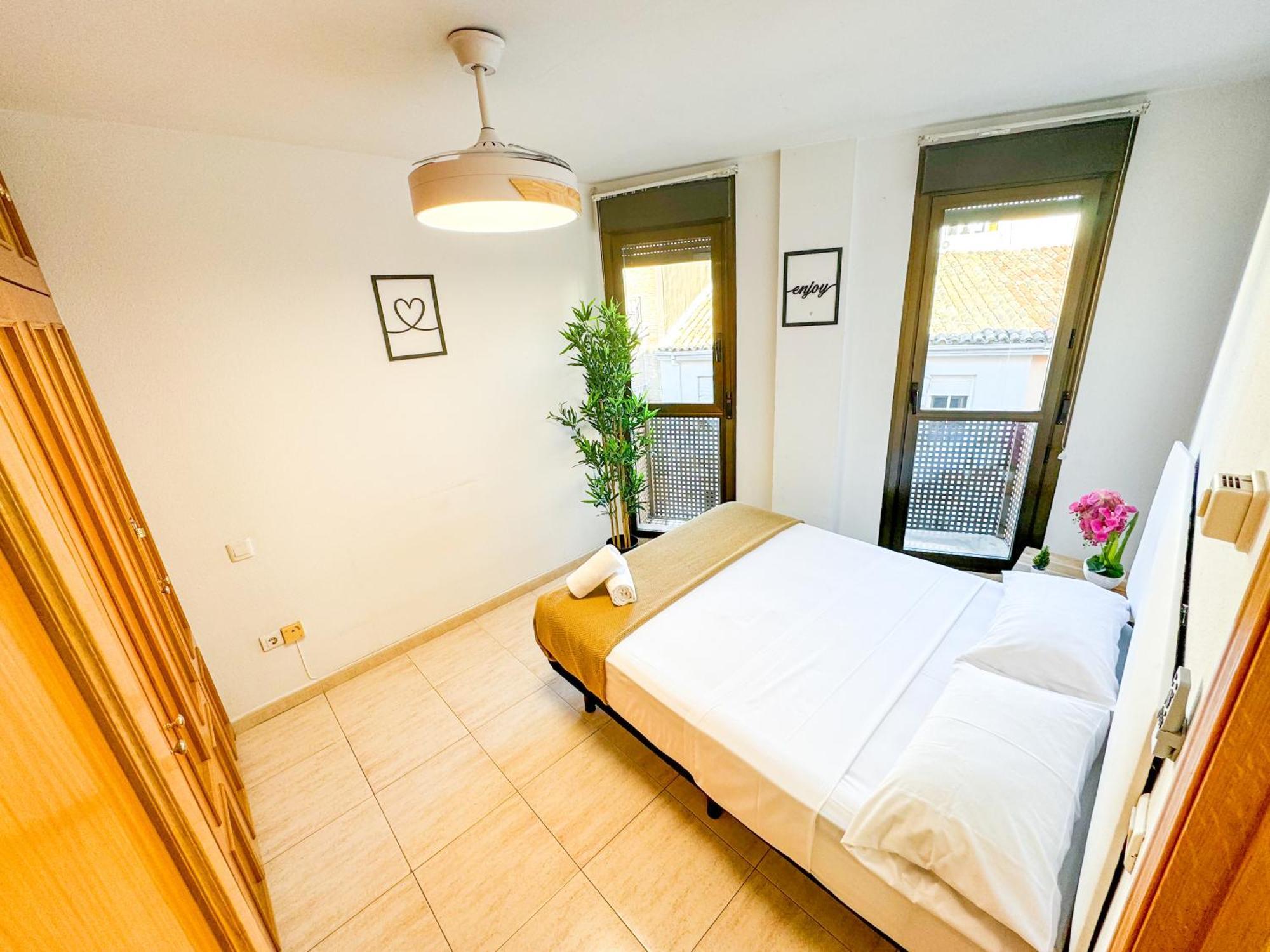 Enjoy El Pilar Turistea Apartment Zaragoza Luaran gambar
