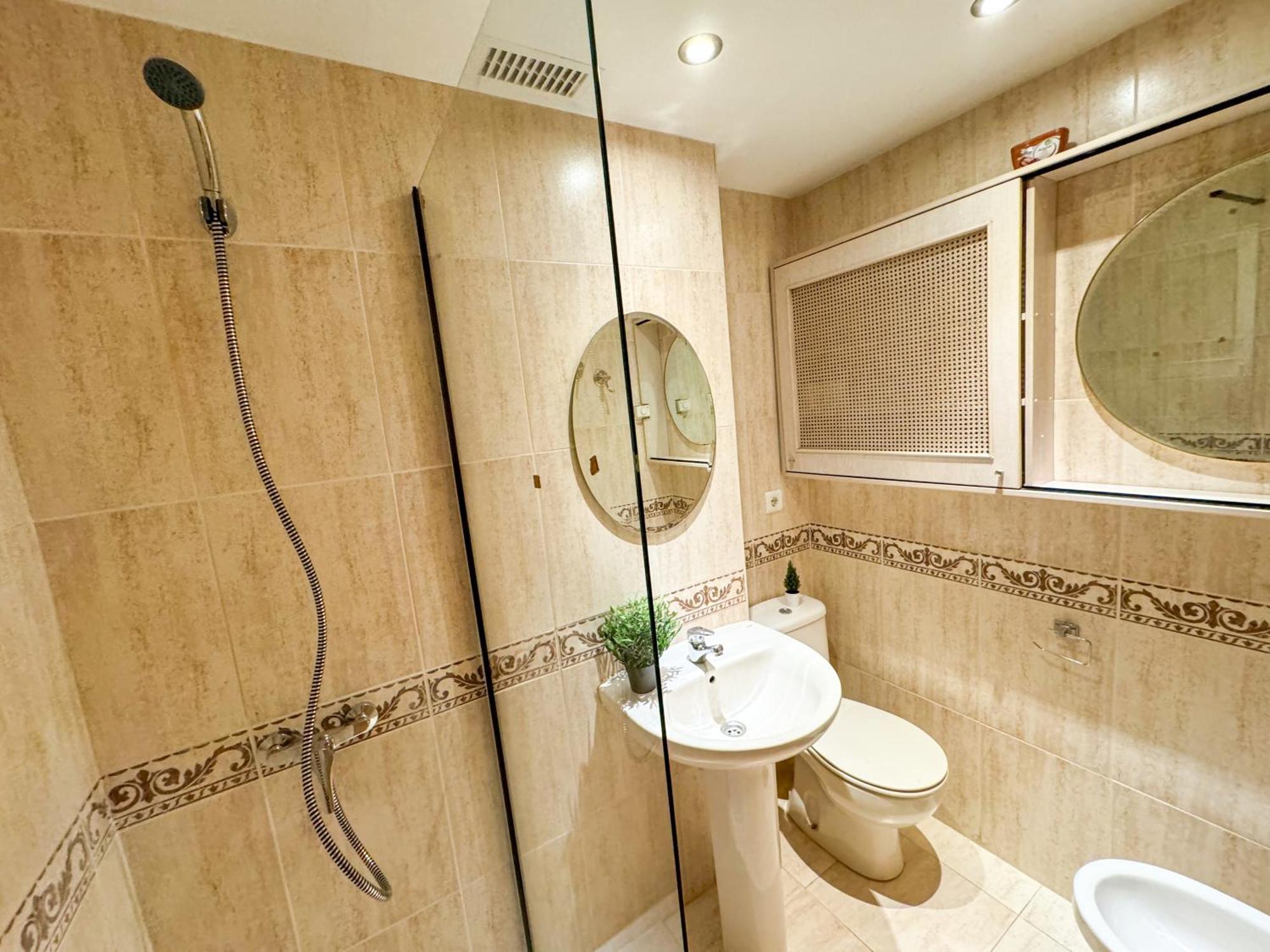 Enjoy El Pilar Turistea Apartment Zaragoza Luaran gambar