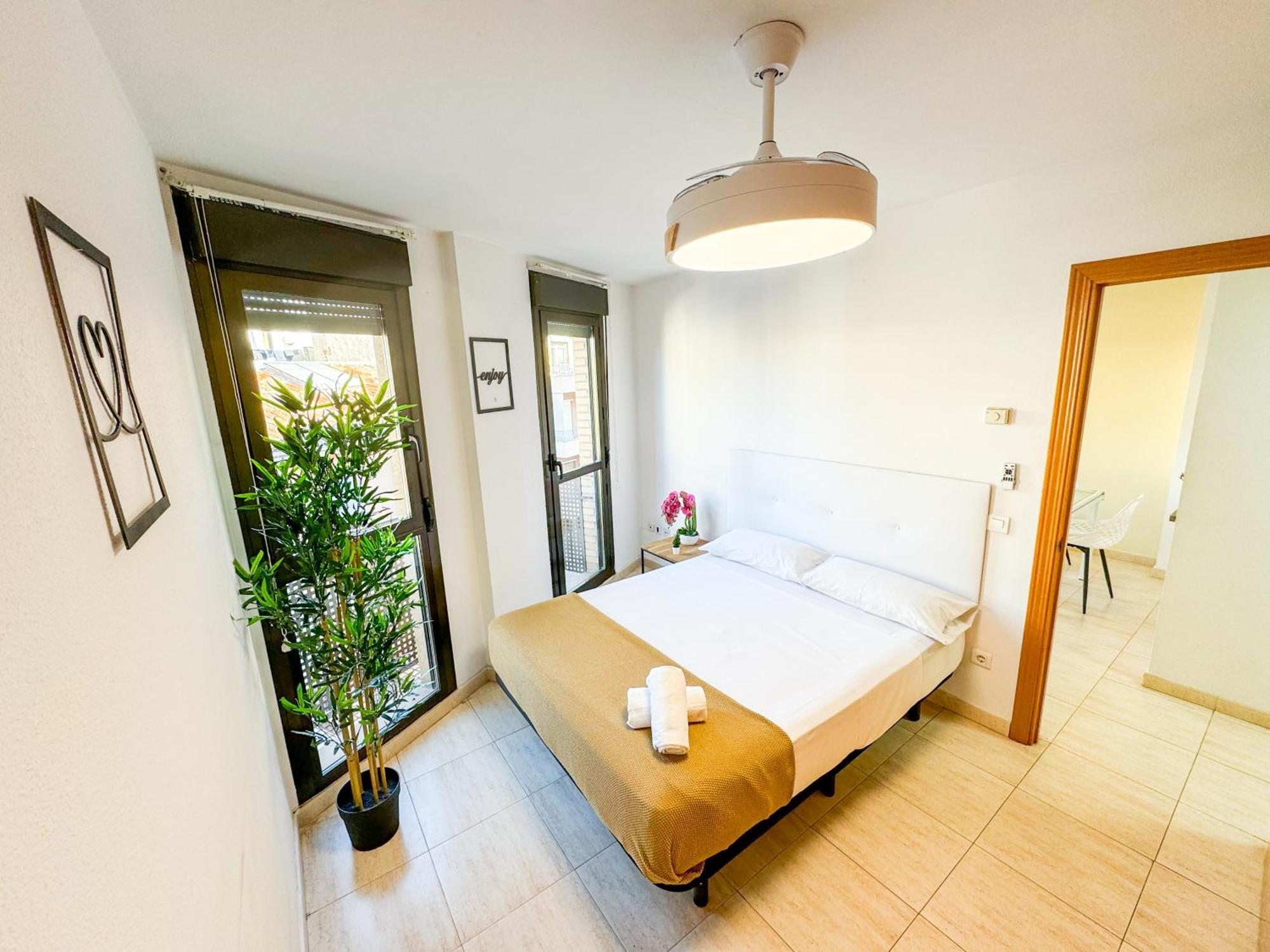 Enjoy El Pilar Turistea Apartment Zaragoza Luaran gambar
